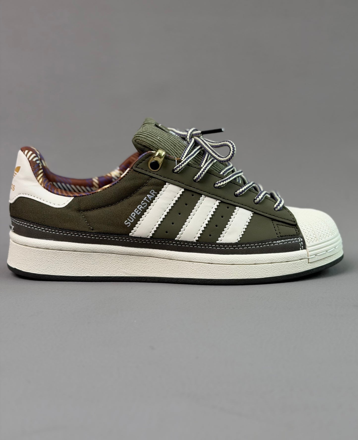 Adidas Superstar