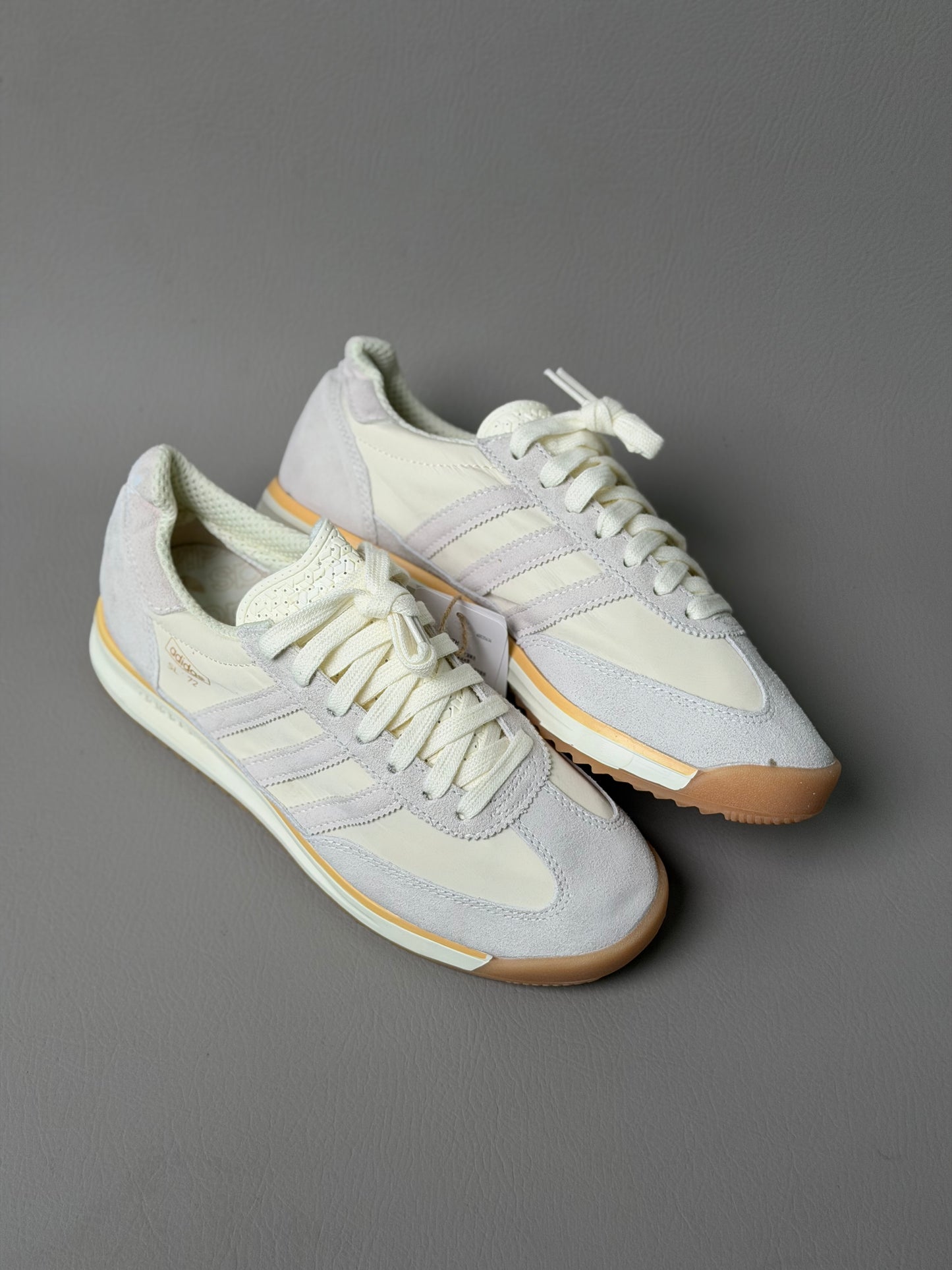 Adidas SL 72