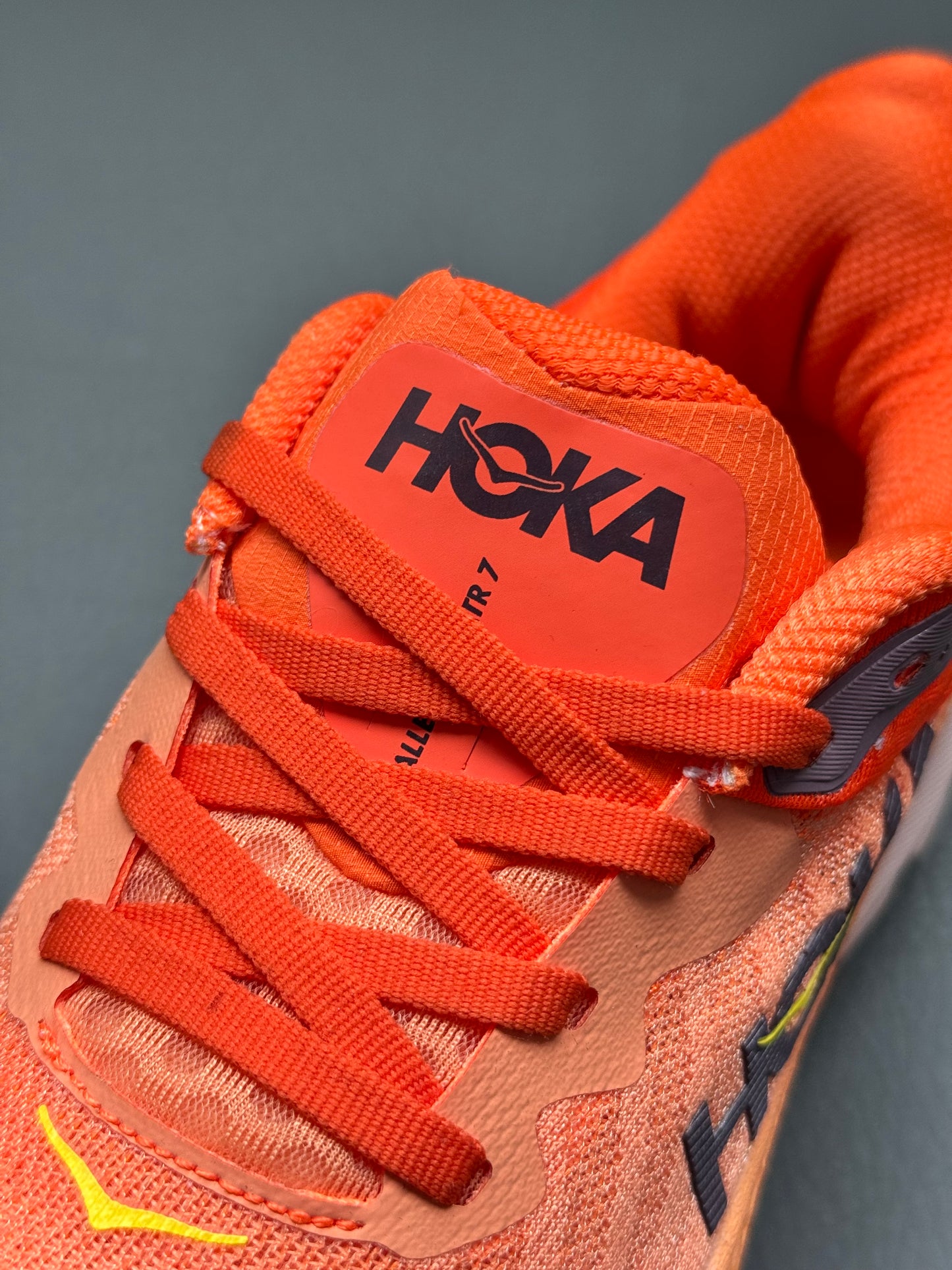 Hoka Challenger