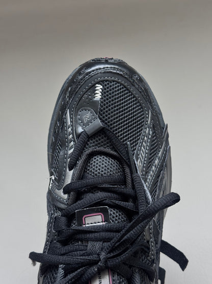 New Balance 1906 Black