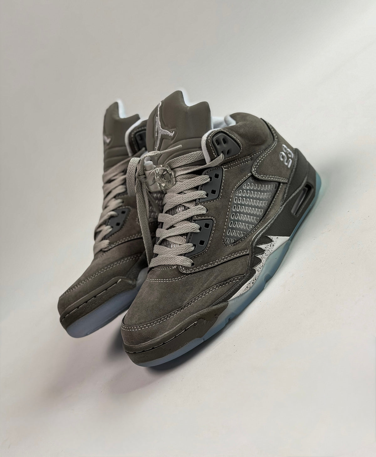 Air Jordan 5 Wolf Grey
