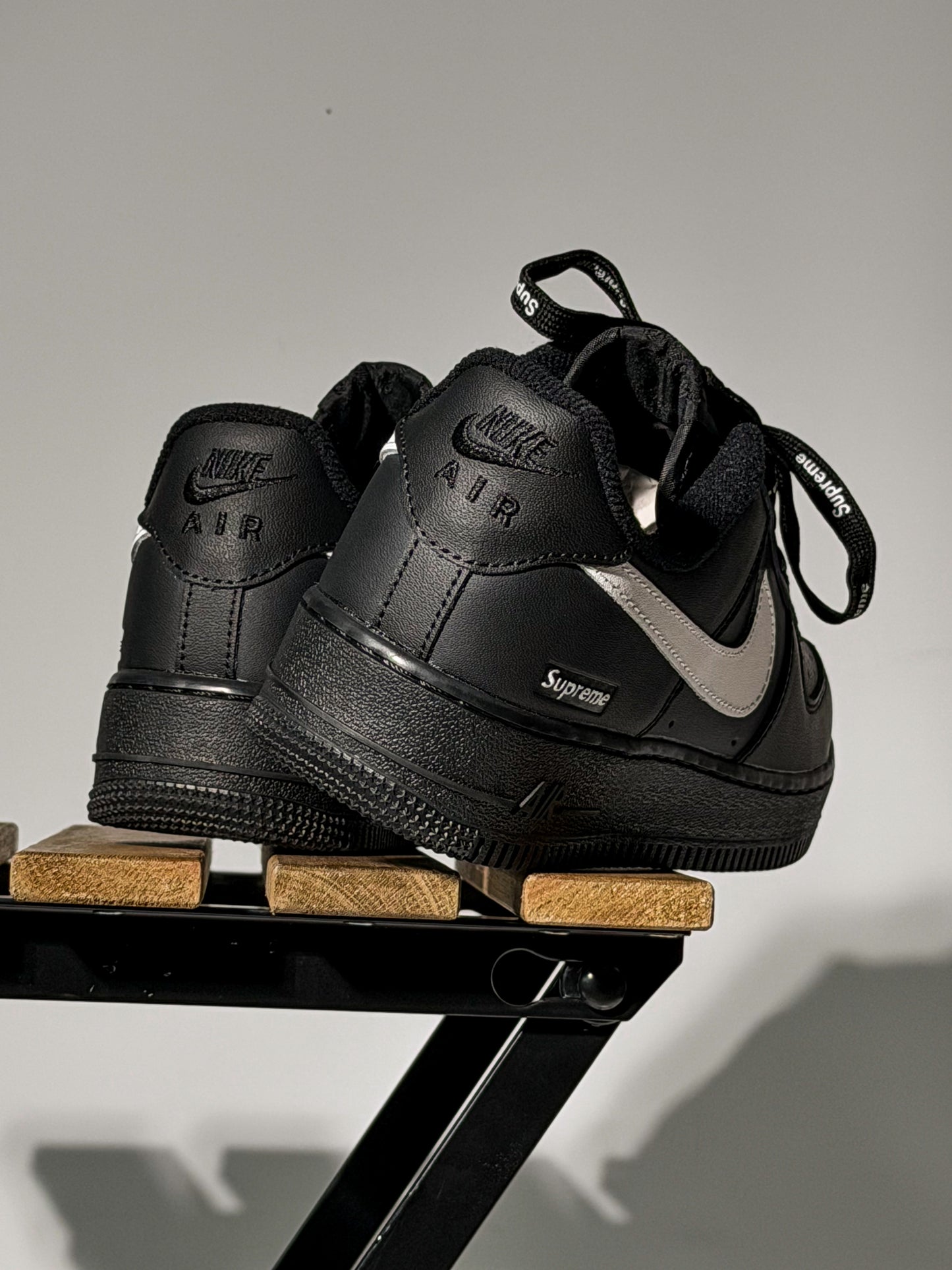 Nike Air Force 1 x Supreme