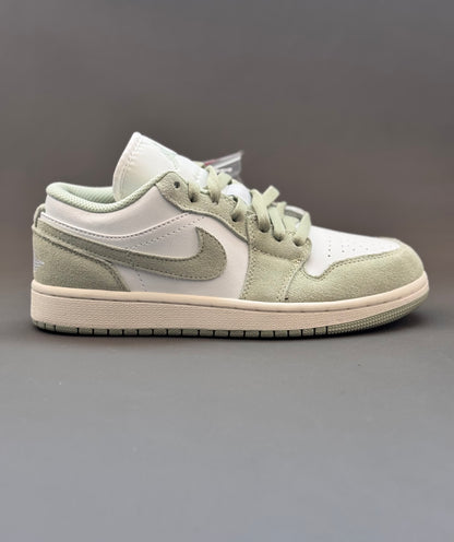 Jordan 1 Low SE Seafoam