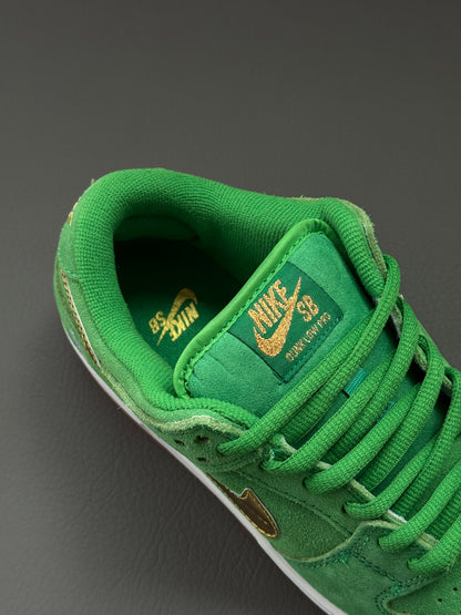 Nike SB Dunk Low ST Patricks Day