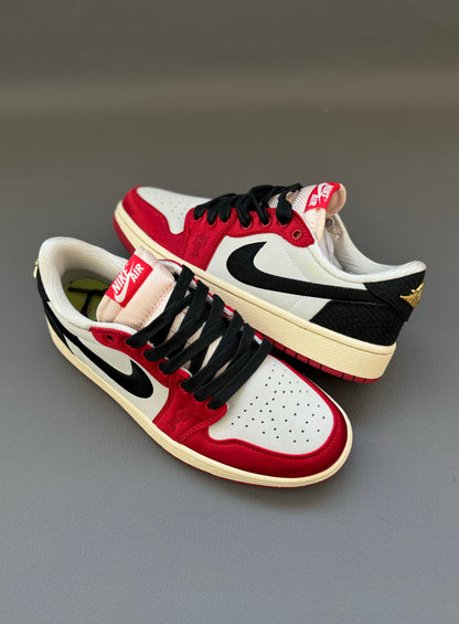 Air Jordan 1 Low OG Trophy Room Rookie Card Away