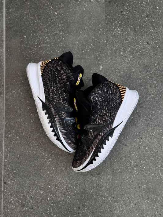 Nike Kyrie 7