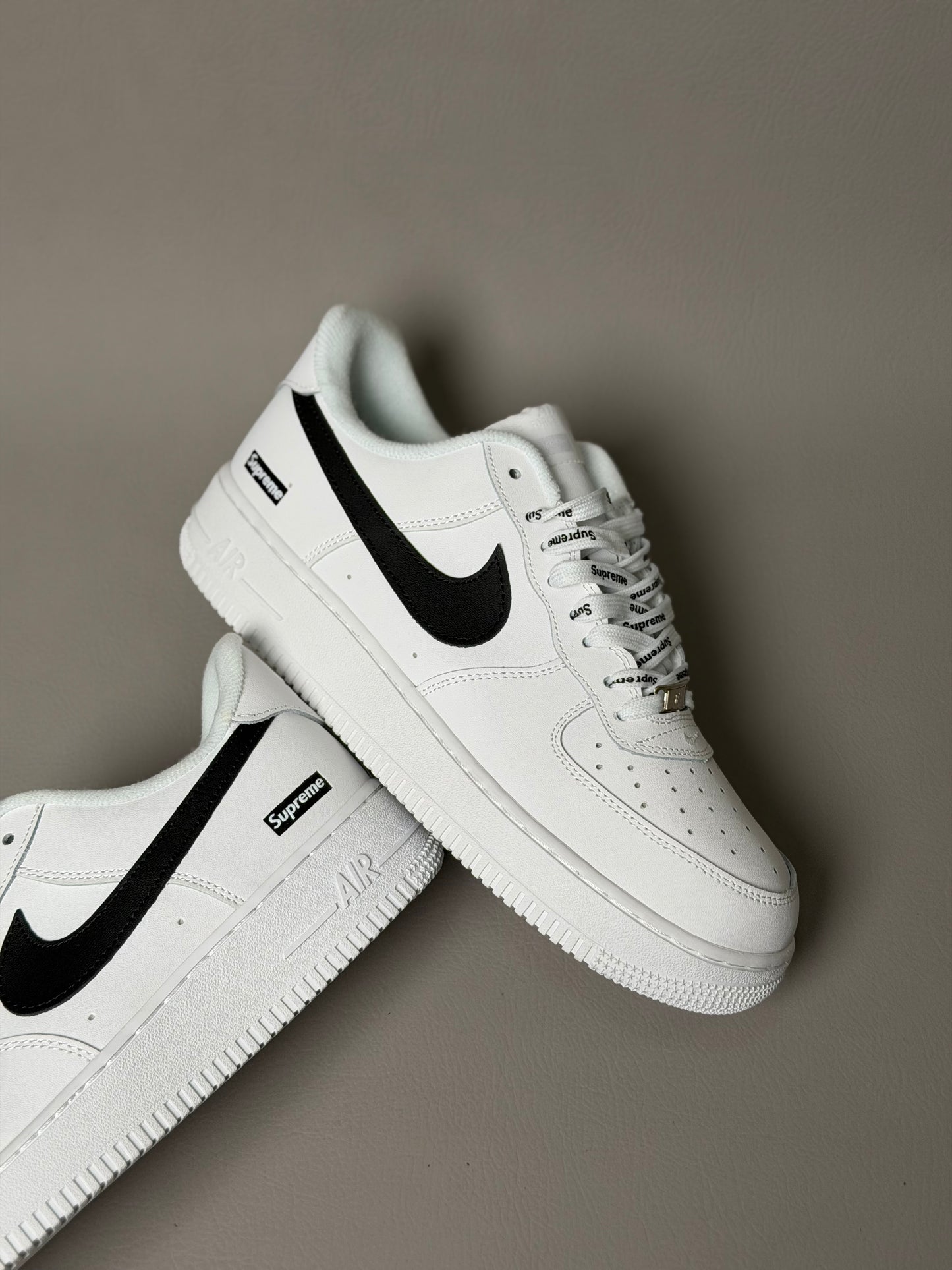 Nike Air Force 1 x Supreme