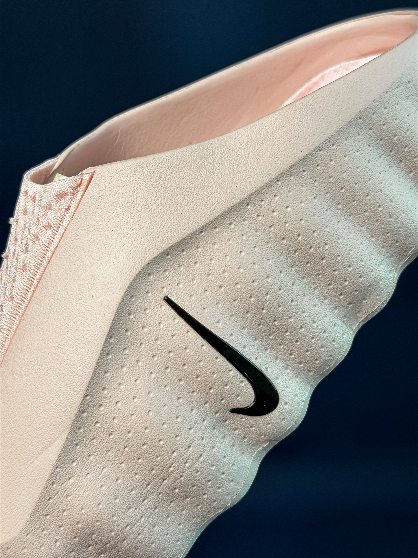 Nike Mind 001 Pearl Pink