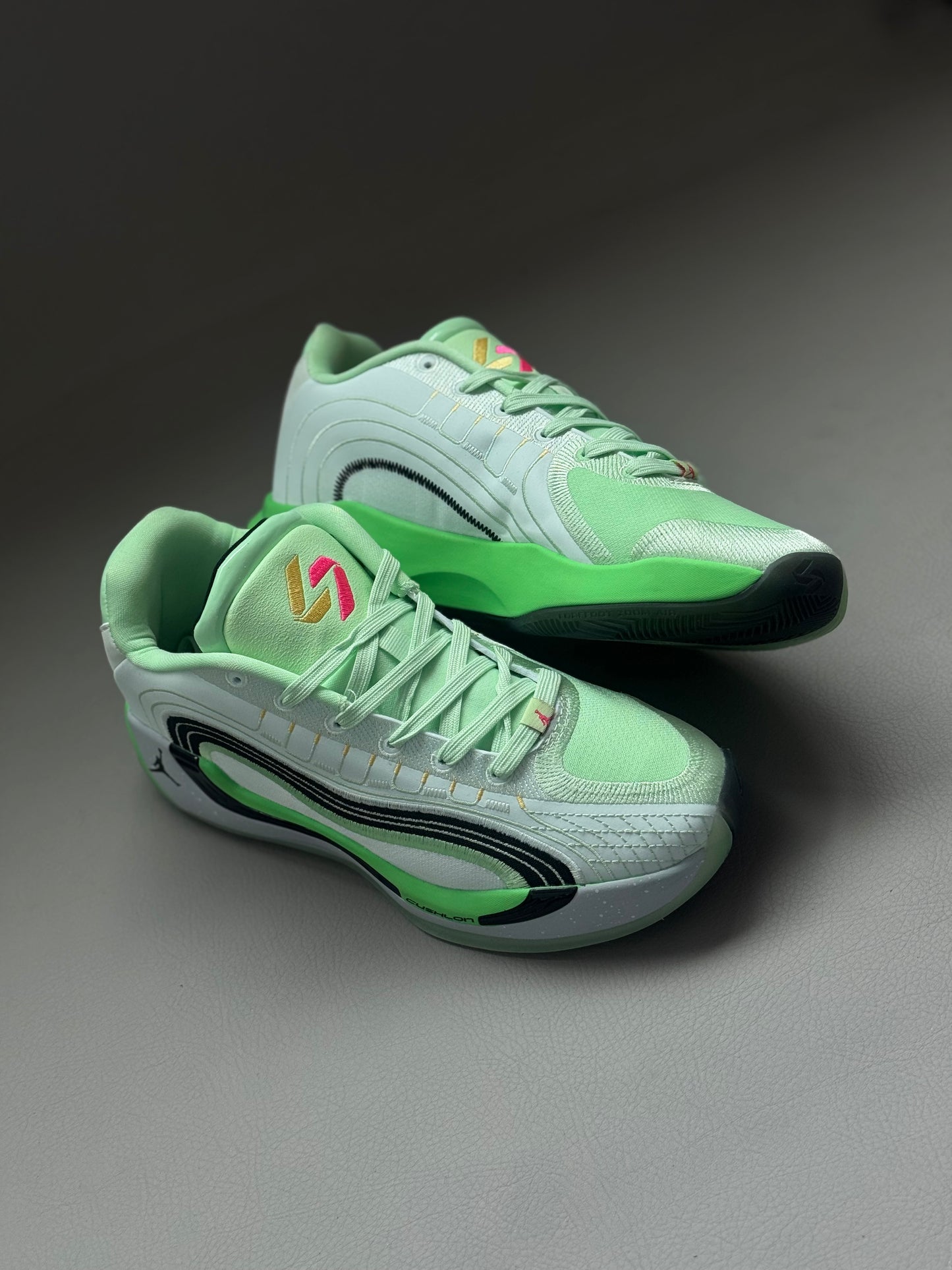 Jordan Luka 4