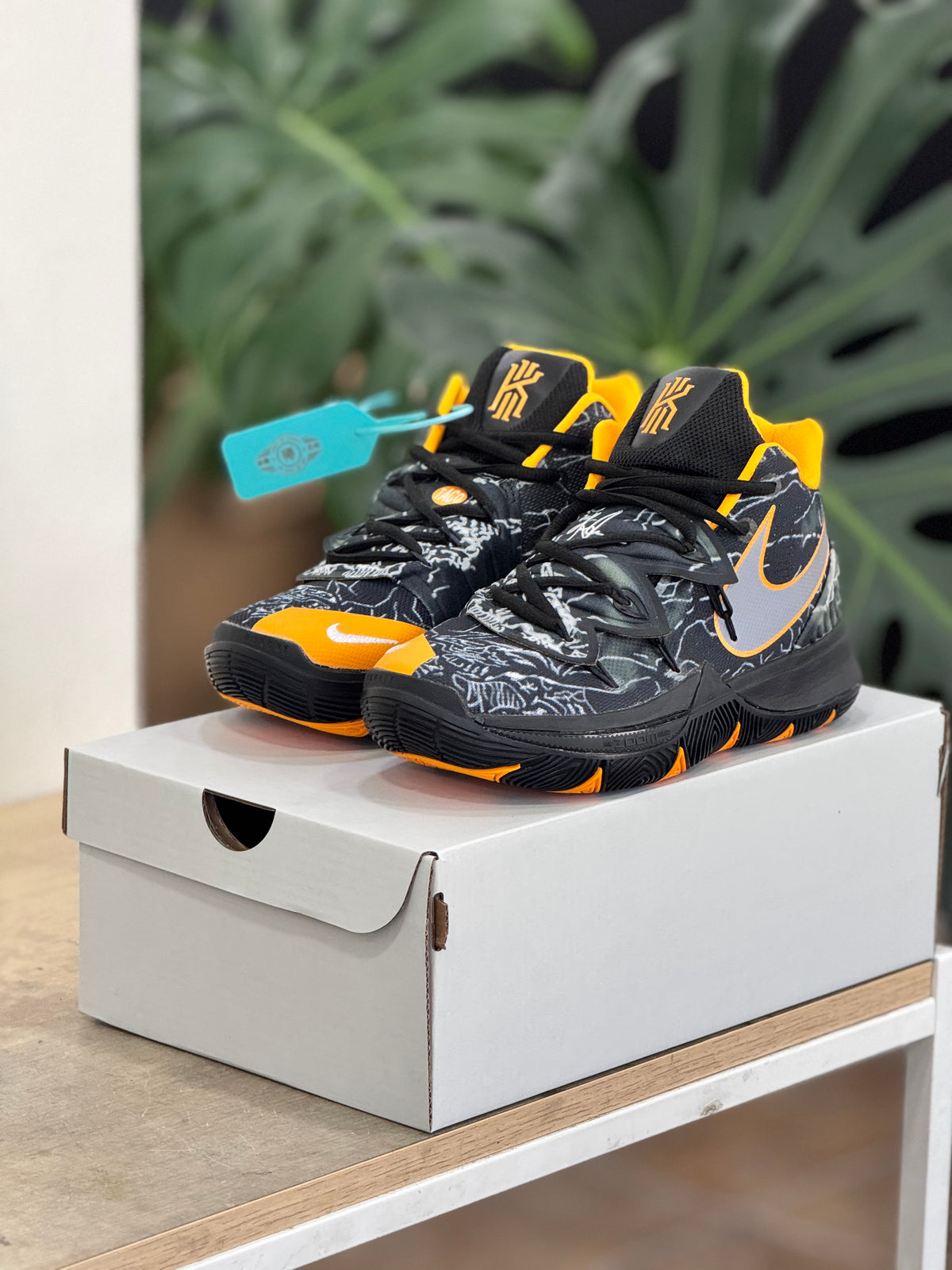 NIKE kyrie5 TACO Taco x Nike Kyrie 5 Pack Pops Up Tomorrow at LA 