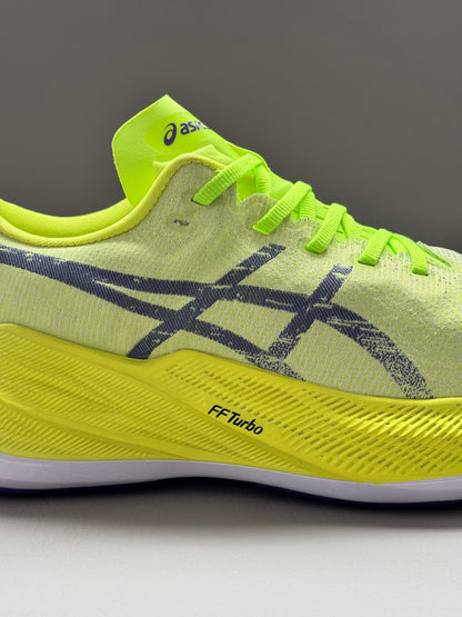 Asics Superblast