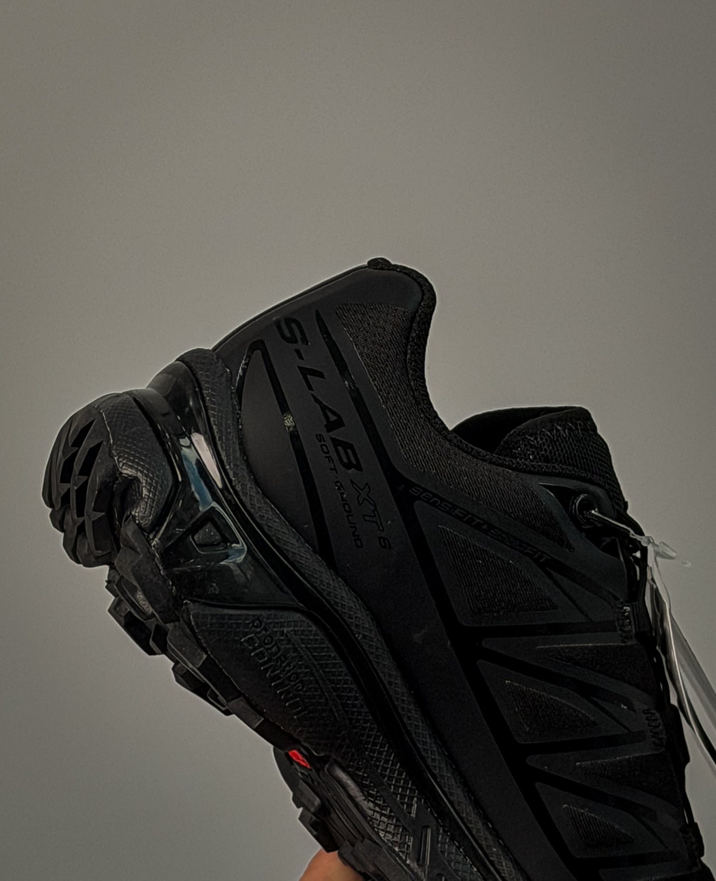 Salomón XT-6