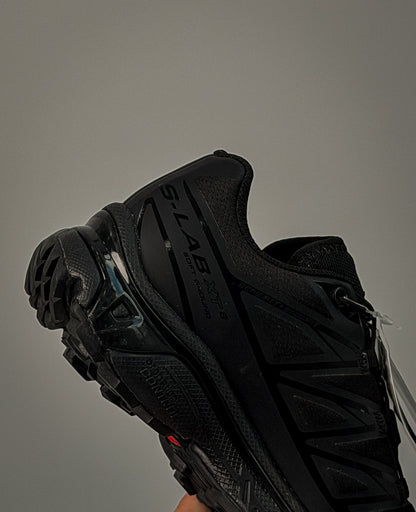 Salomón XT-6