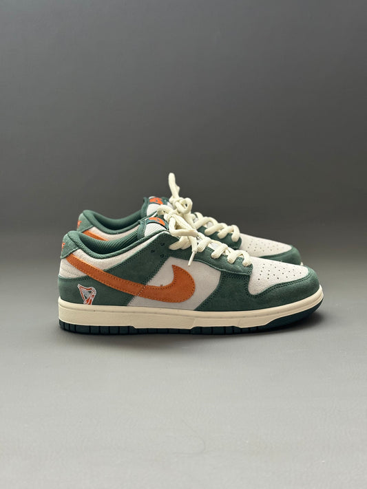 Nike Dunk Low Eire