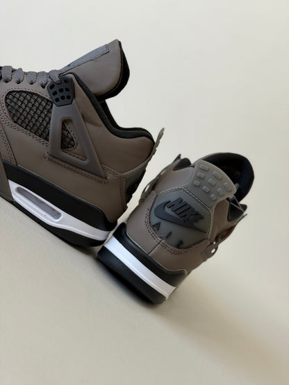 Air Jordan 4