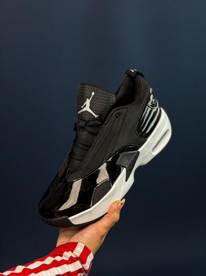 Jordan Max Aura 6