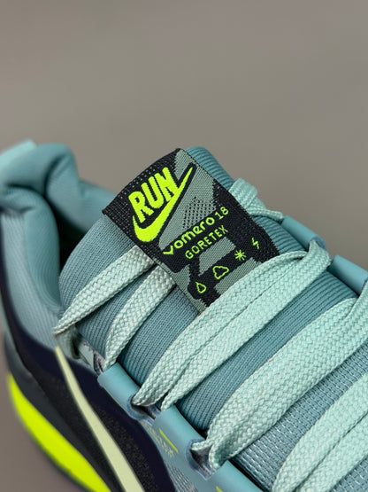 Nike Vomero 18 Gore-tex