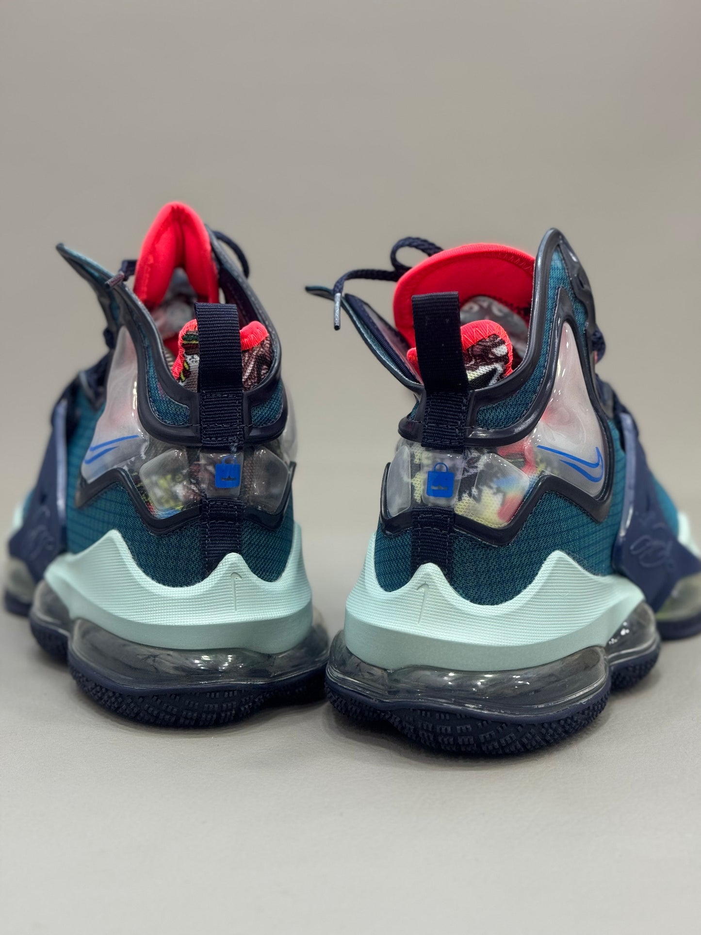 Nike LeBron 19 Fast Food Dutch