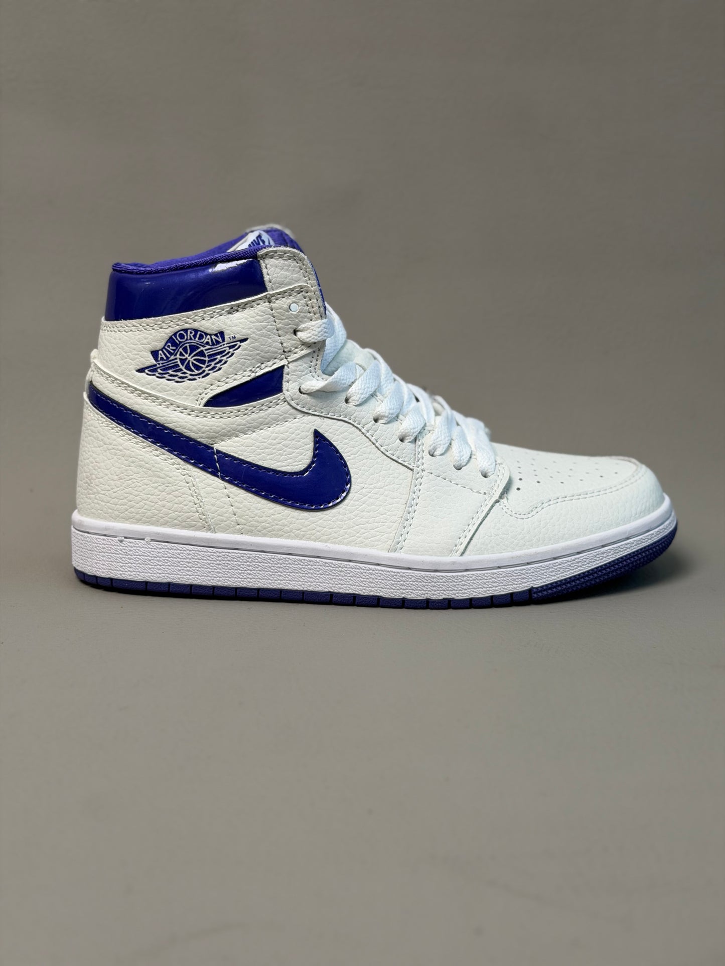 Air Jordan 1