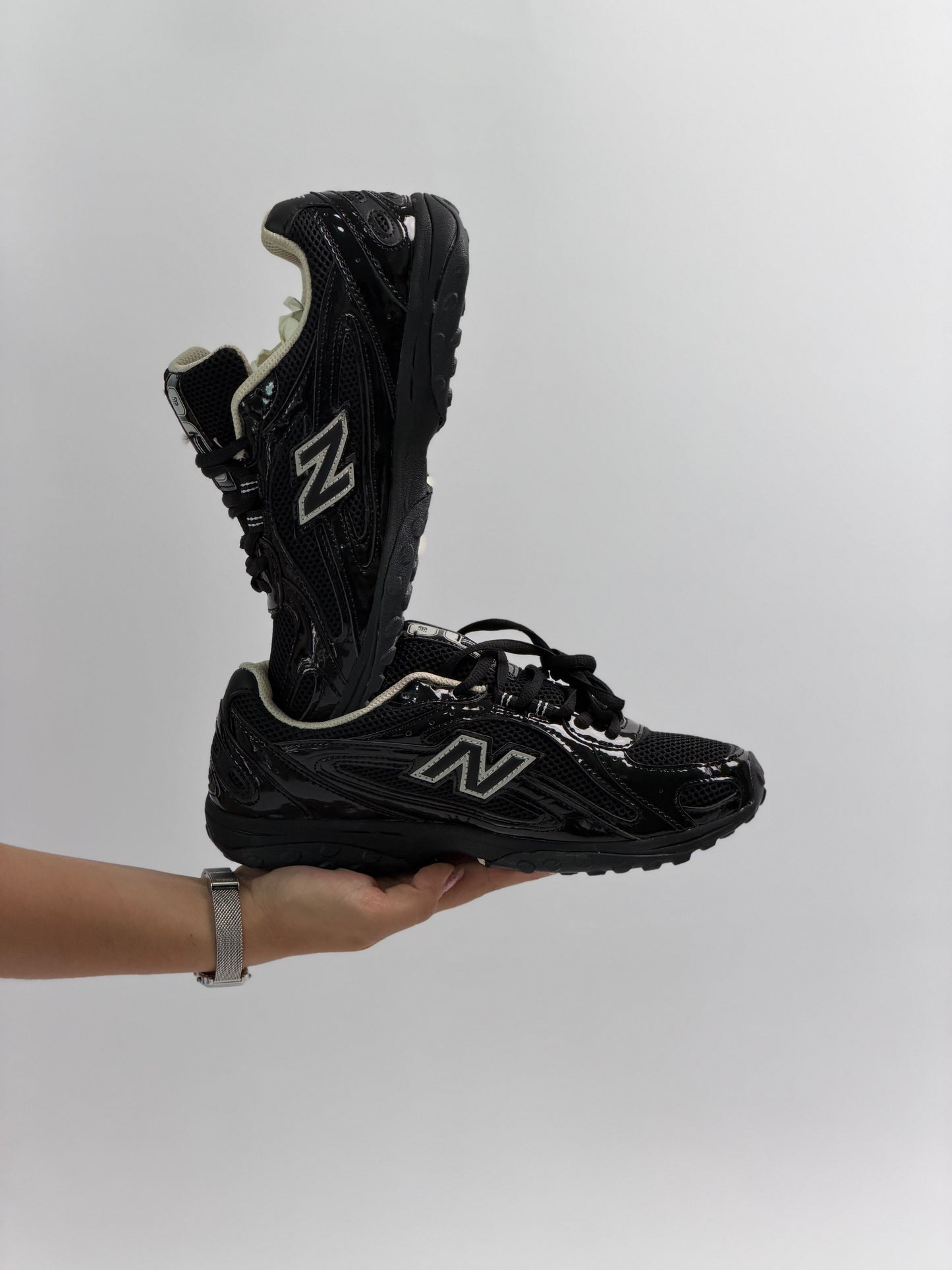 New Balance 204L