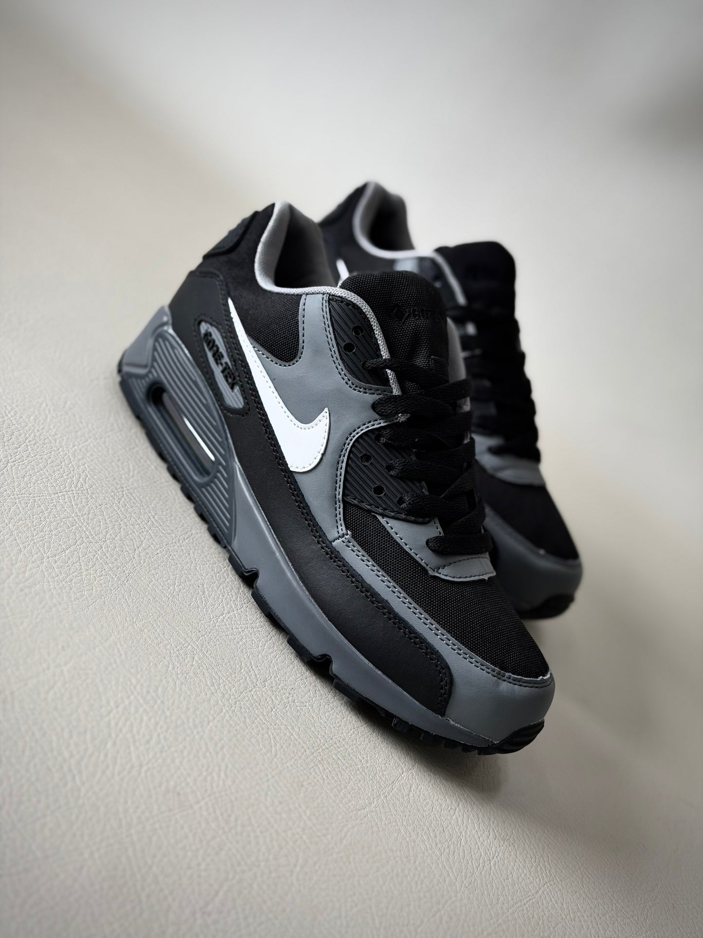 Nike Air Max 90 Gore Tex