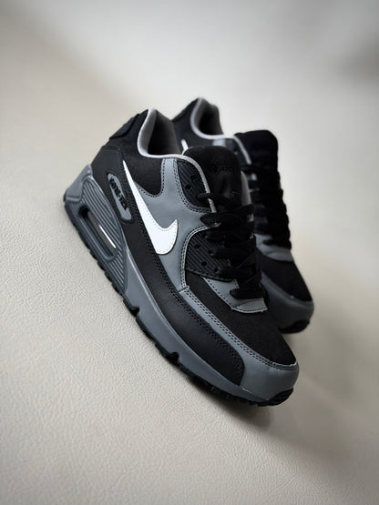 Nike Air Max 90 Gore Tex