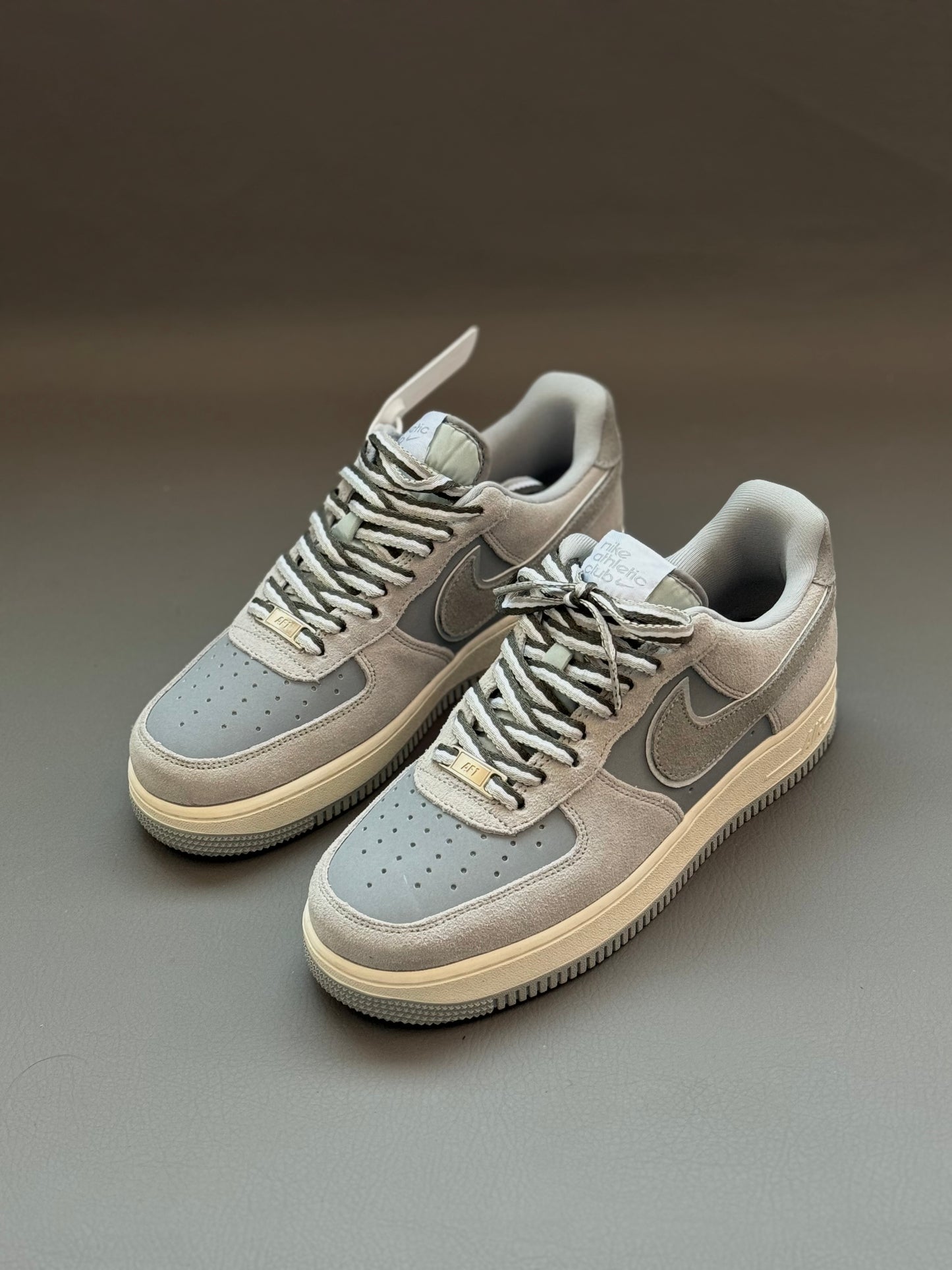 Nike Airforce 1 Athlentic Club