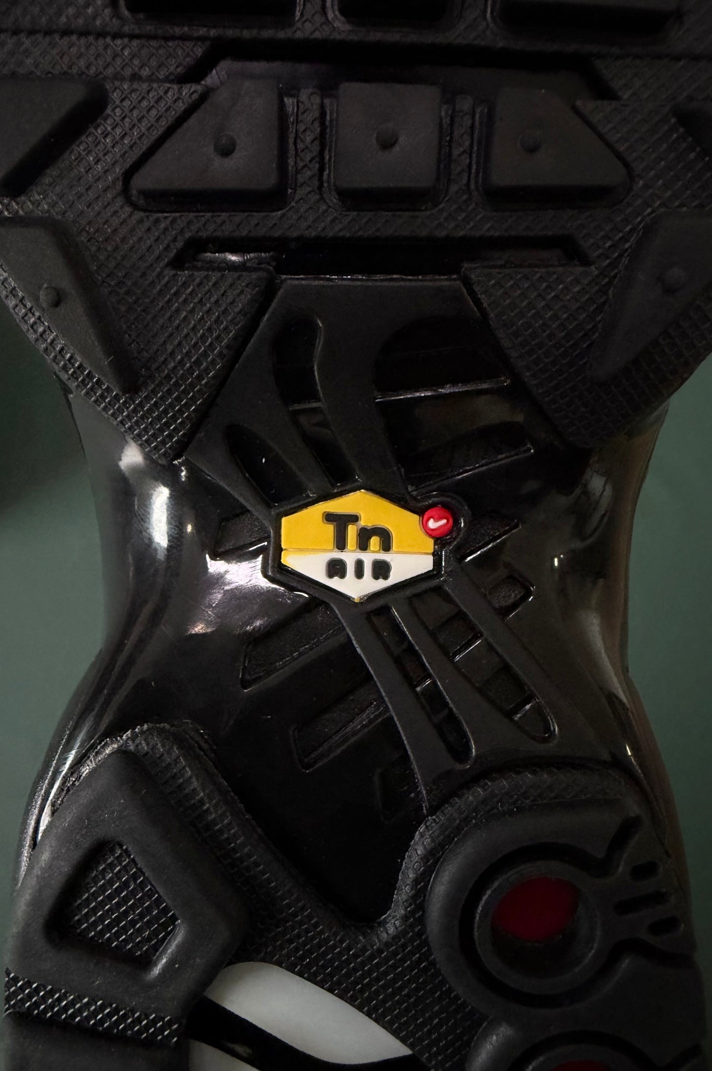 Nike Air Max Plus Triple Black