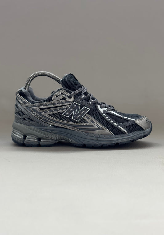 New Balance 1906R
