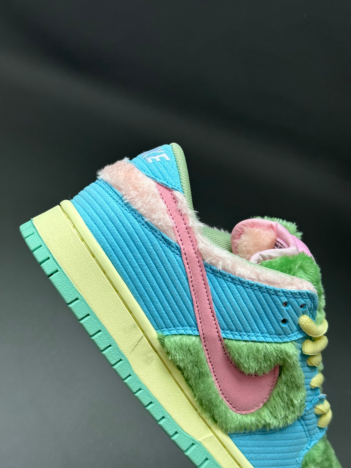 Nike Dunk Low x Verdy