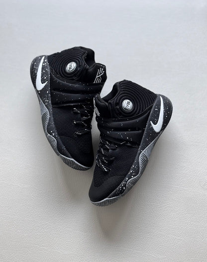 Nike Kyrie 2