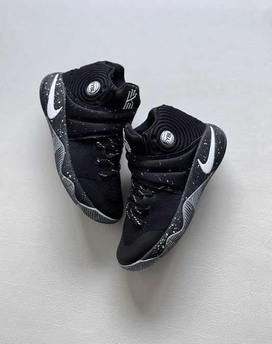 Nike Kyrie 2