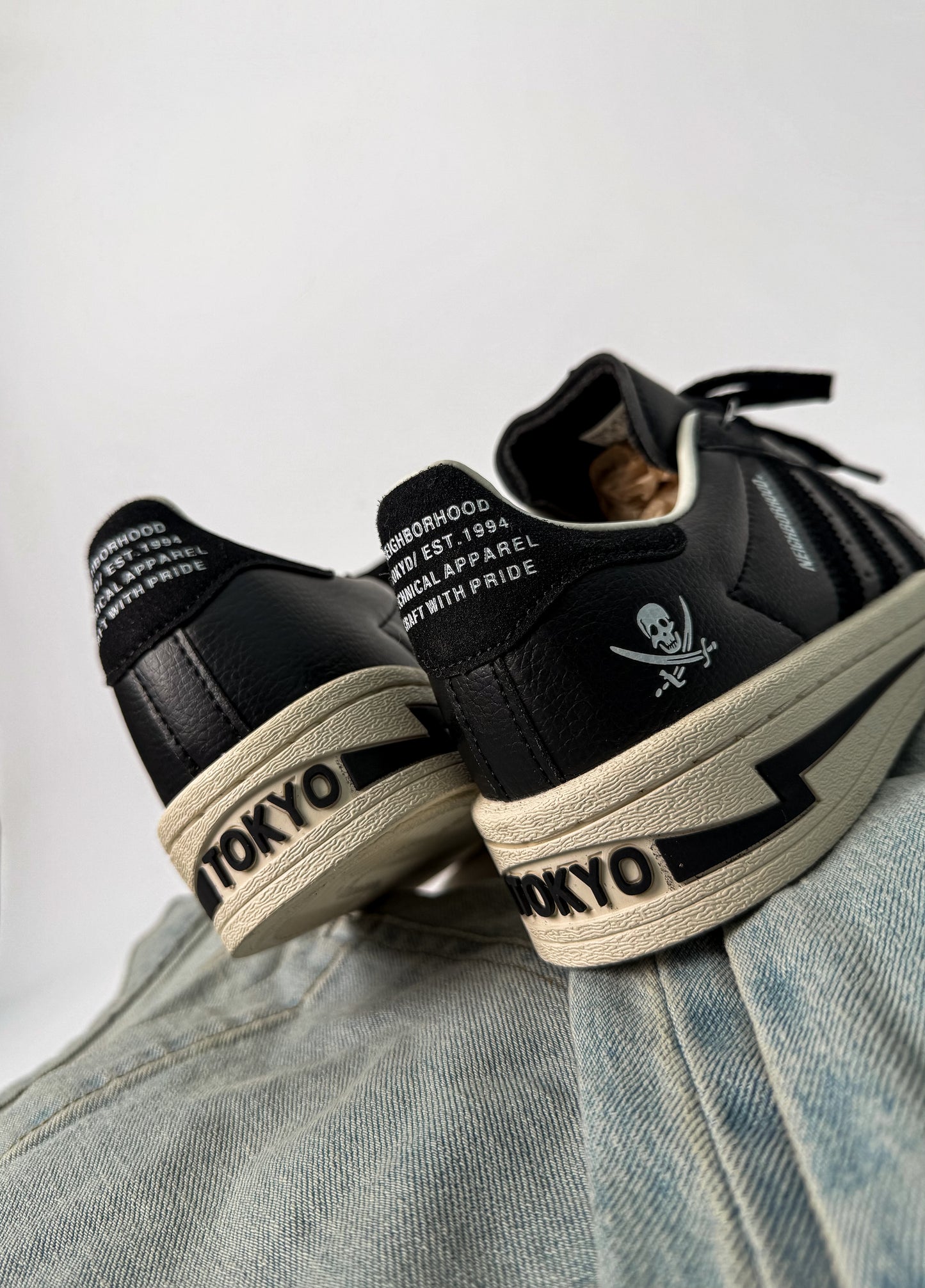 Adidas SuperStar Neighbor