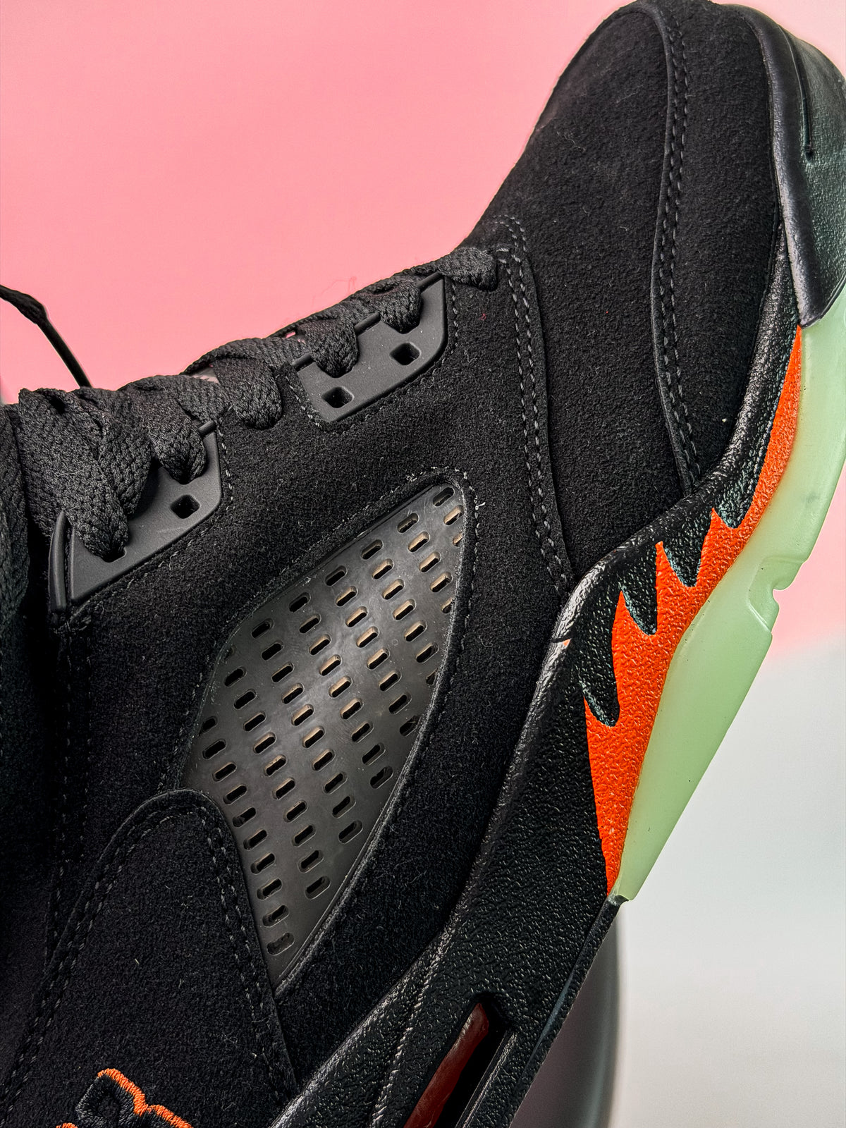 Air Jordan 5 Halloween