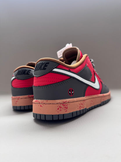 Nike Deadpool Dunk Low
