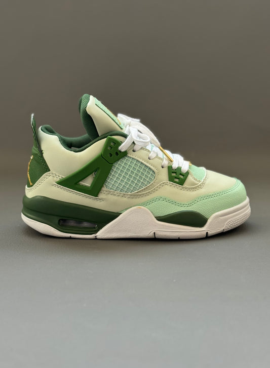 Air Jordan 4 First Class