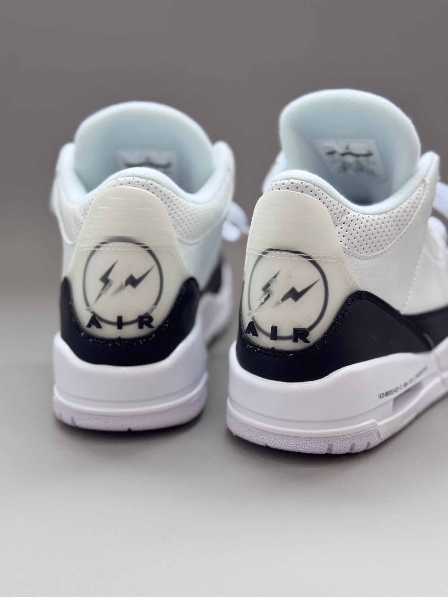 Air Jordan 4 Fragment