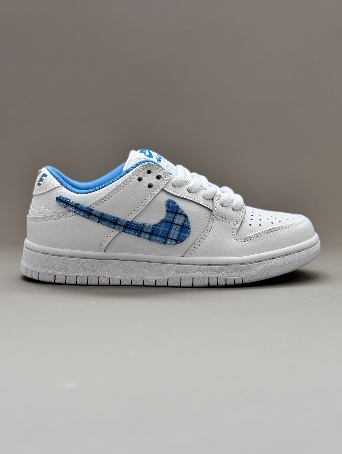 Nike SB Dunk Low Nicole Hause