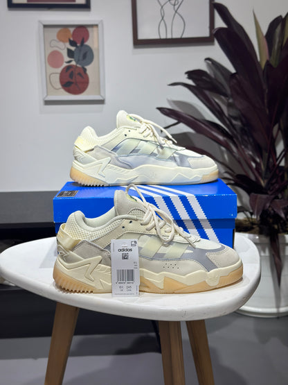 Adidas Adi2000