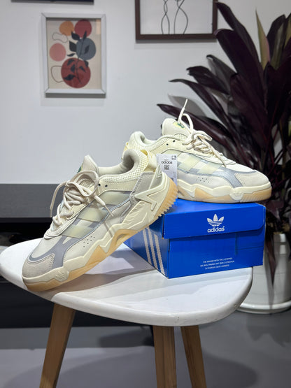 Adidas Adi2000