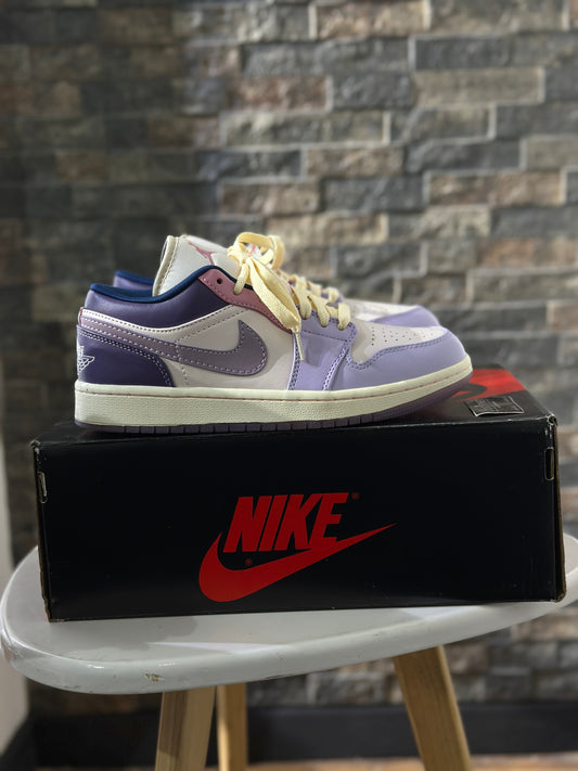 Air Jordan 1 Low Pastel Plum