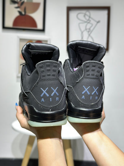 Jordan 4 Kaws