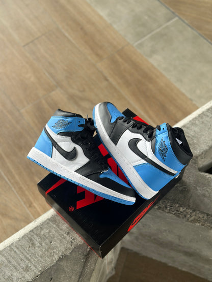 Air Jordan 1 UNC TOE