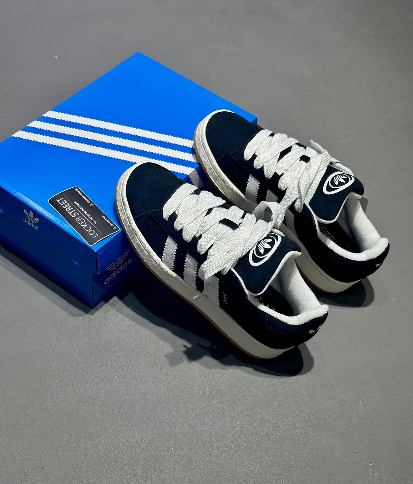 Adidas Campus 00s