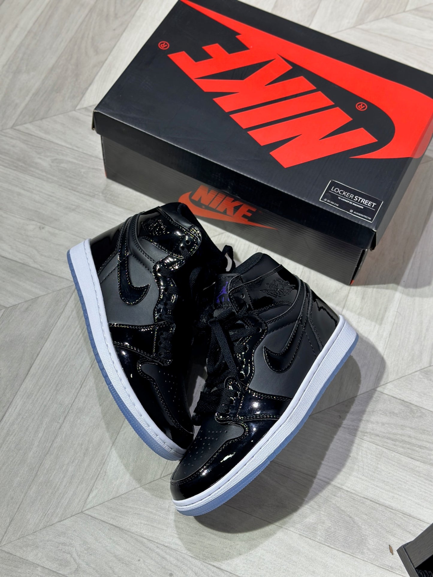 Air Jordan 1 Mid Hombre SE Space Jam