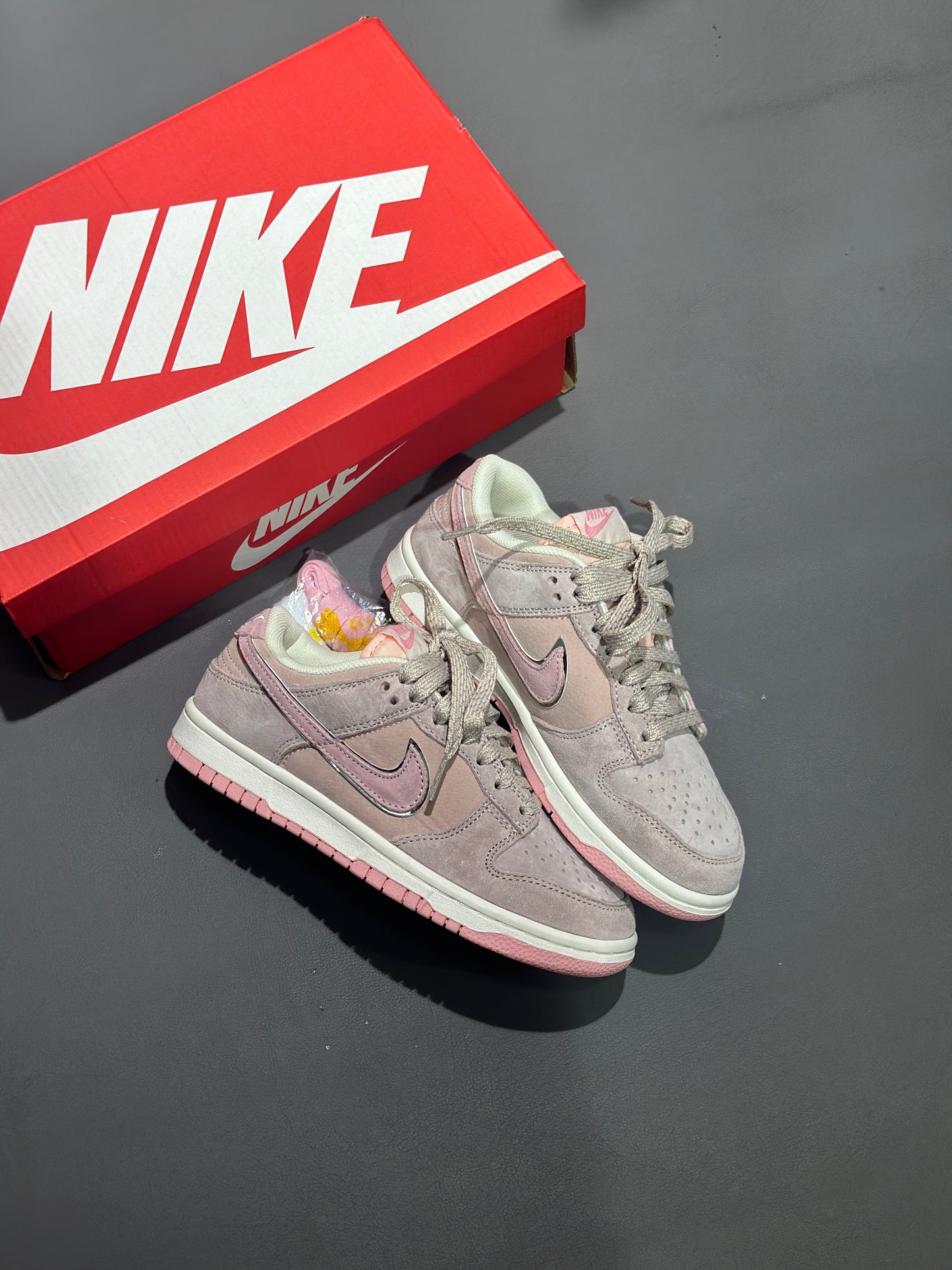 Nike Dunk Low Pink