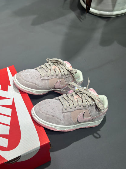 Nike Dunk Low Pink