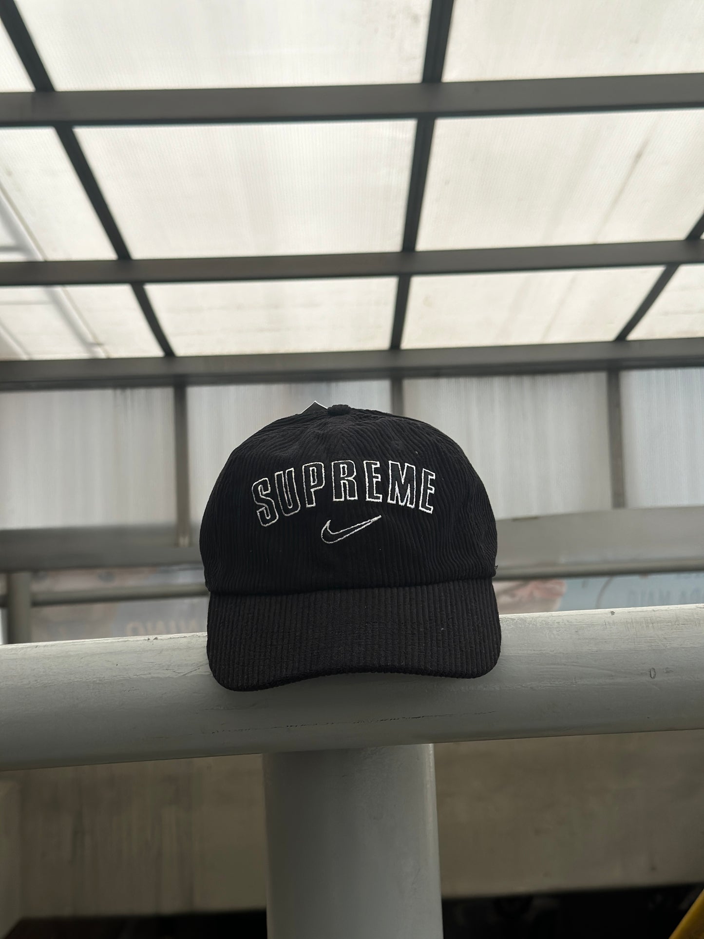 Supreme x Nike Cap Black