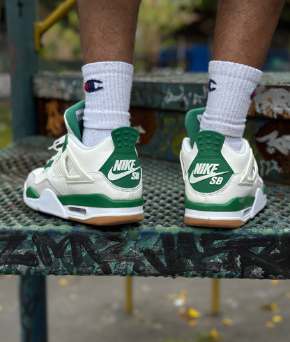 Air Jordan 4 Pine Green