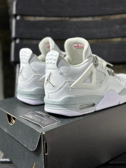 Air Jordan 4 White Oreo